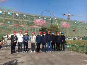 重點施工項目銅陵經(jīng)開區(qū)電子元器件2號標(biāo)準(zhǔn)化廠房工程封頂大吉